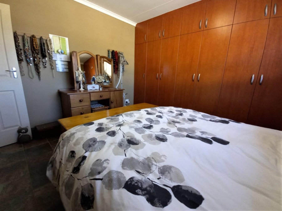 2 Bedroom Property for Sale in Humansdorp Eastern Cape